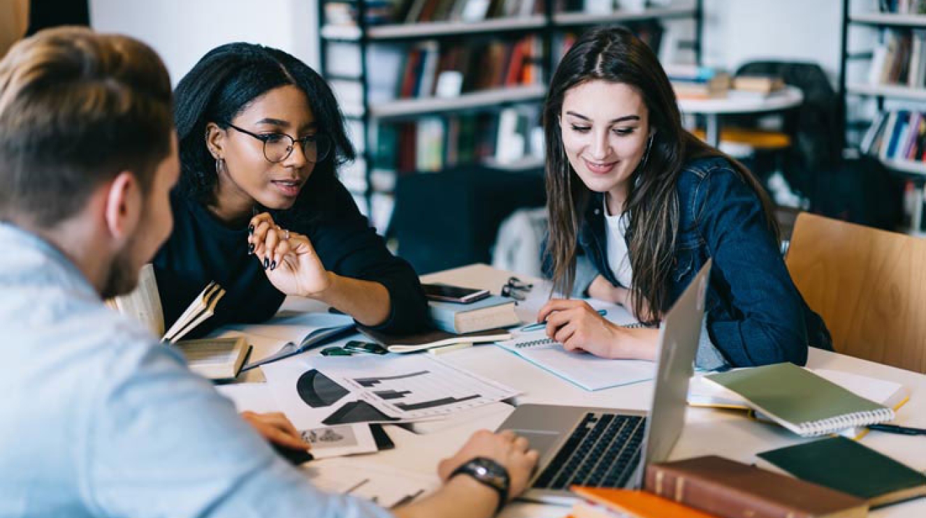 Formation Intelligence Artificielle à Lyon : Guide Complet des Programmes et Opportunités 2025