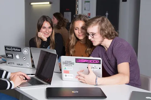etudiants digital campus bordeaux
