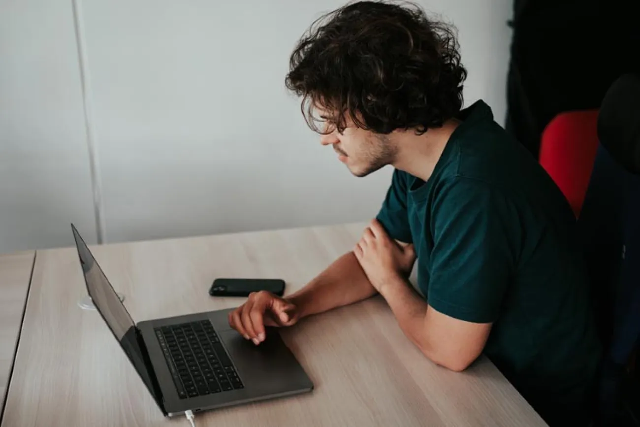 Guide complet du master en alternance : formations, rémunération et opportunités 2025
